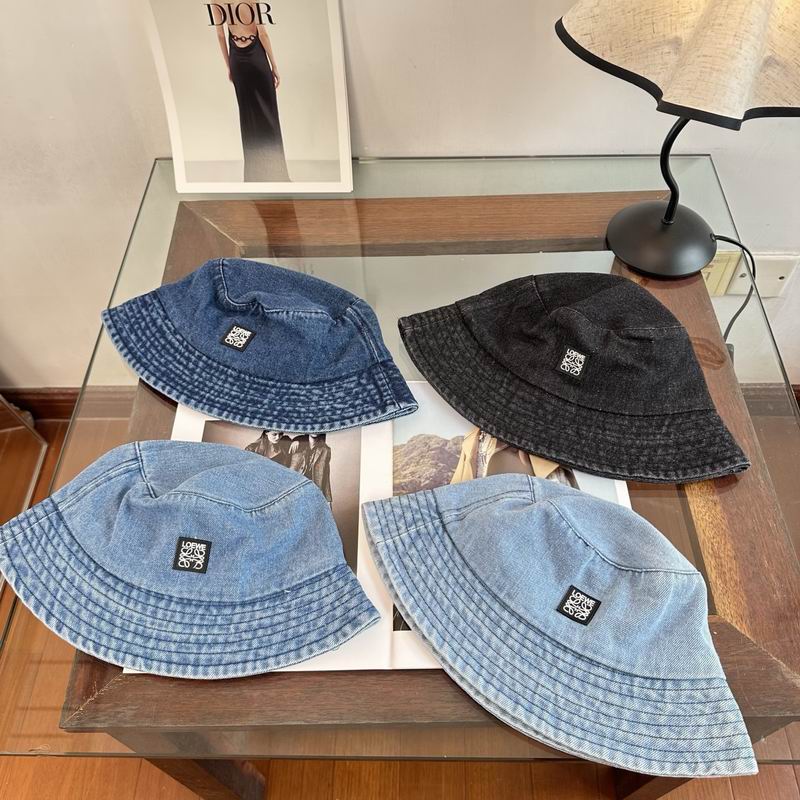 Loewe hat 051901